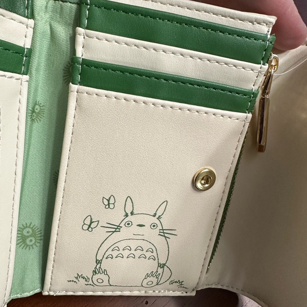 My Neighbor Totoro Cream & Green Wallet with Floral Print - Picture 9 of 9